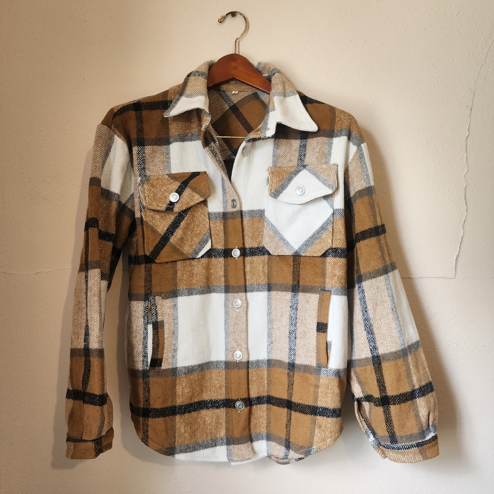 Plaid Button-Up Shirt in Tan and White